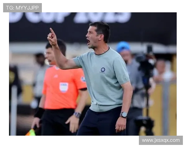 意媒报道姆希塔良达米安复出在望帕拉西奥斯伤情加重继续缺阵